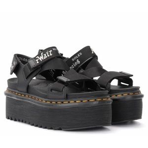 NIB  Dr. Martens Women's Kimber Platform Sandal